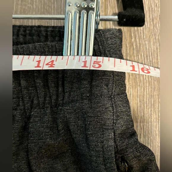 Rhone Performance unlined shorts. Size M. - Picture 6 of 8